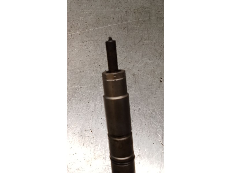Recambio de inyector para audi a7 sportback (4ga, 4gf) 3.0 tdi quattro referencia OEM IAM 0445116040 059130277CC BOSCH