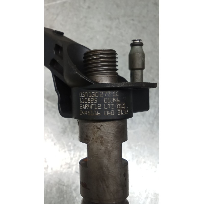 Recambio de inyector para audi a7 sportback (4ga, 4gf) 3.0 tdi quattro referencia OEM IAM 0445116040 059130277CC BOSCH