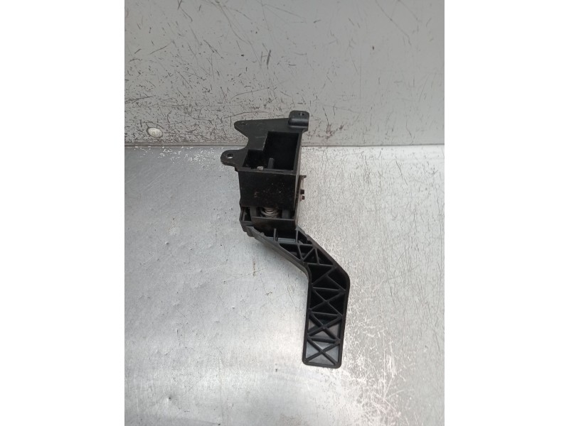 Recambio de potenciometro pedal para ford focus i sedán (dfw) 1.8 turbo di / tddi referencia OEM IAM   