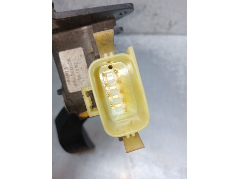 Recambio de potenciometro pedal para ford focus i sedán (dfw) 1.8 turbo di / tddi referencia OEM IAM   
