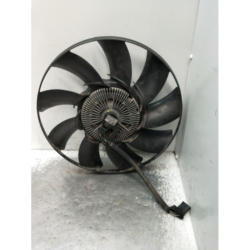 Recambio de electroventilador para land rover range rover sport v6 td s referencia OEM IAM AH328C617AE  2010