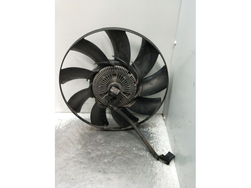 Recambio de electroventilador para land rover range rover sport v6 td s referencia OEM IAM AH328C617AE  2010