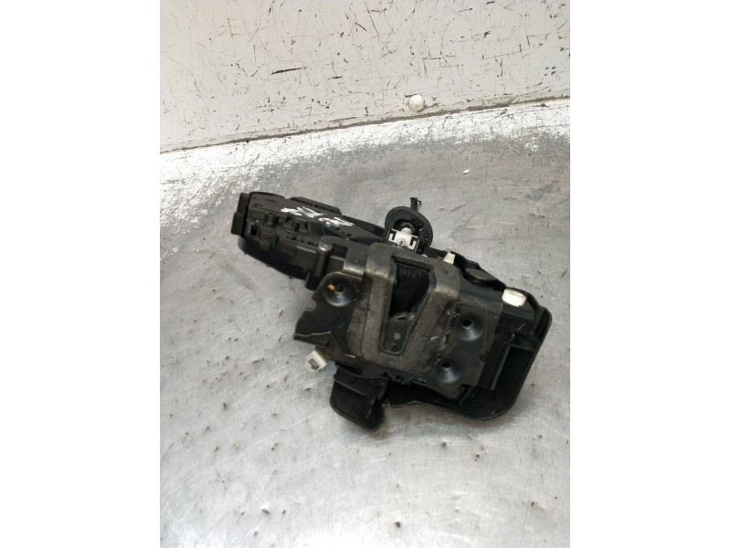 Recambio de motor cierre centralizado trasero derecho para land rover range rover sport v6 td s referencia OEM IAM 7H5A26412AC 5