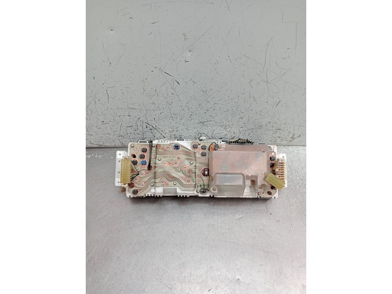 Recambio de cuadro instrumentos para land rover discovery i (lj) 2.5 tdi 4x4 referencia OEM IAM 9057CE068I LR0007002 1989
