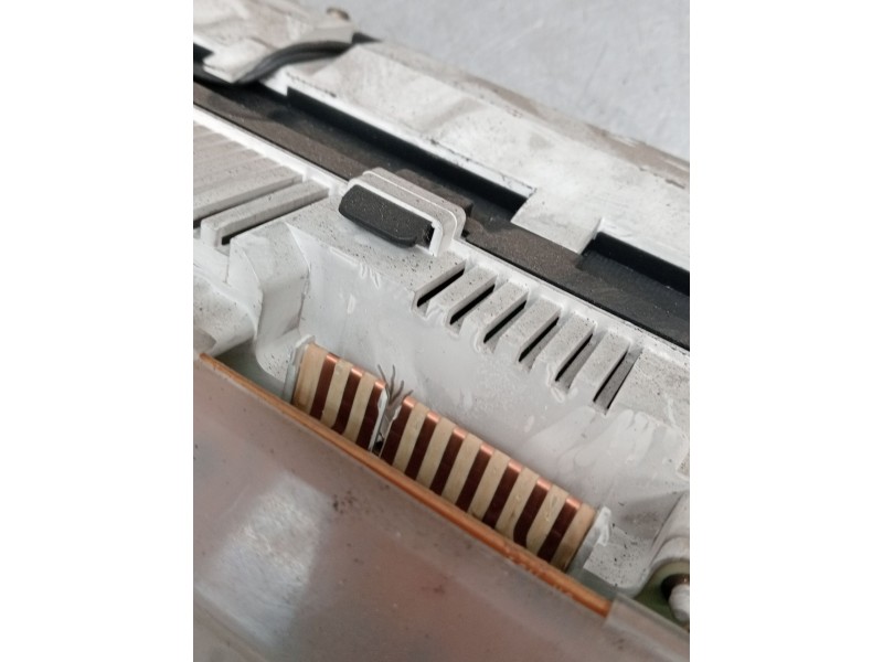 Recambio de cuadro instrumentos para land rover discovery i (lj) 2.5 tdi 4x4 referencia OEM IAM 9057CE068I LR0007002 1989