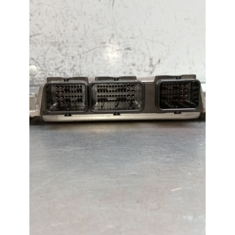 Recambio de centralita motor uce para peugeot 307 cc (3b) 1.6 16v referencia OEM IAM 0261208301 9657036780 9651385480 1039S08247