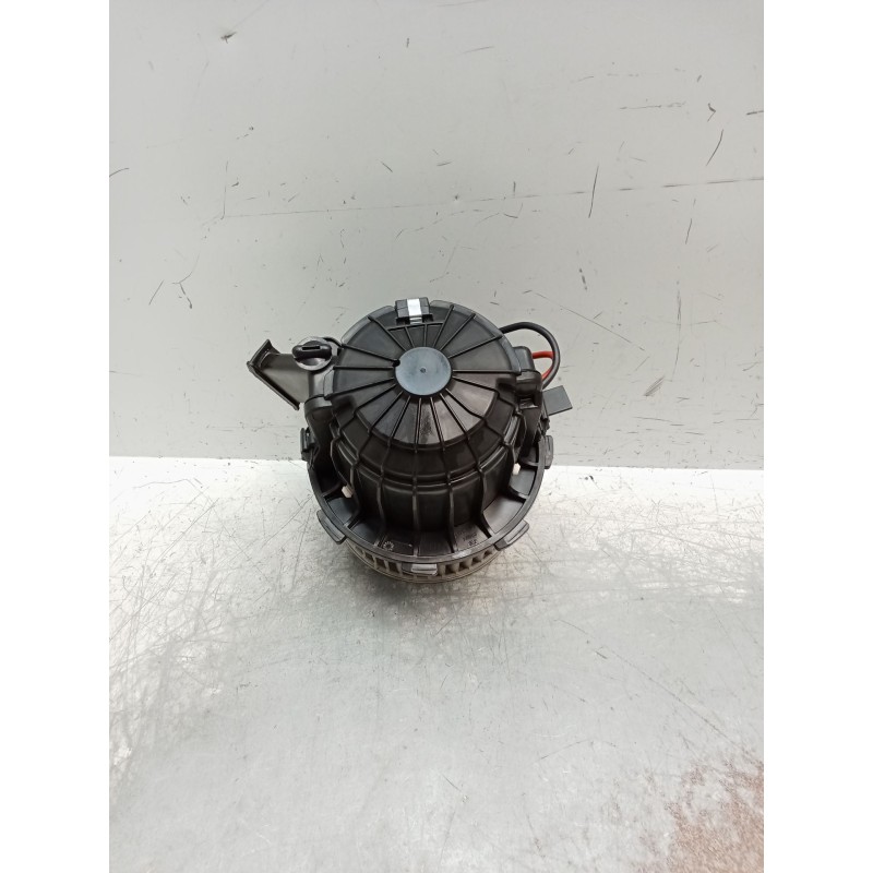 Recambio de motor calefaccion para audi a4 ber. (b8) s line sportpaket / plus referencia OEM IAM X6553 X6552 