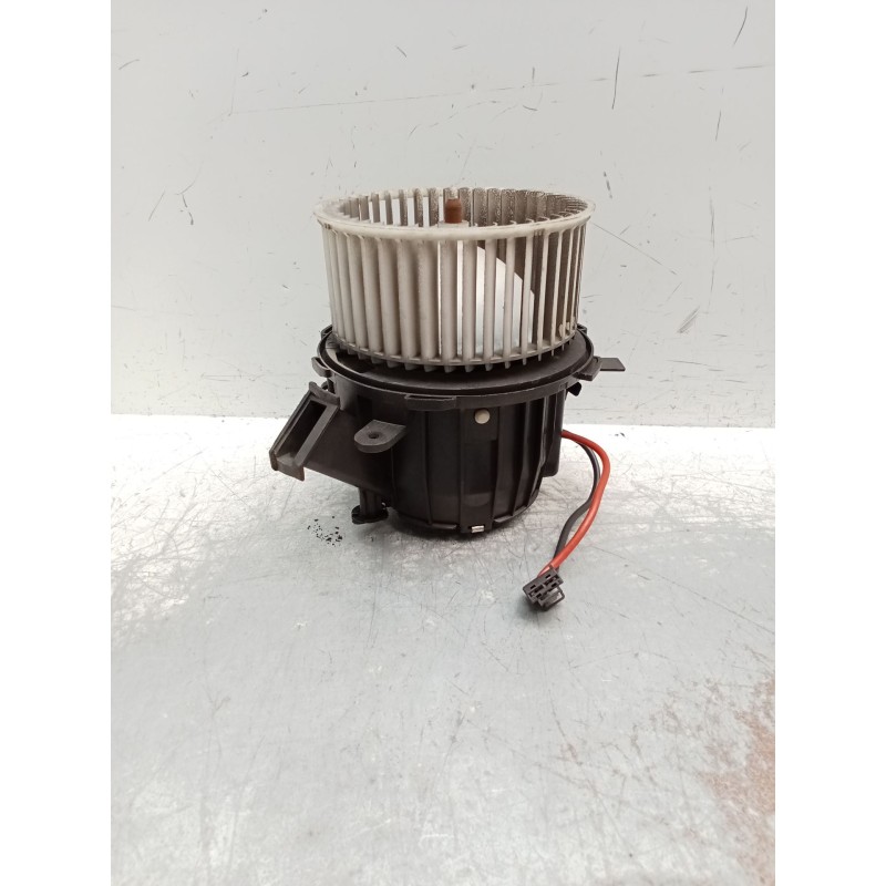 Recambio de motor calefaccion para audi a4 ber. (b8) s line sportpaket / plus referencia OEM IAM X6553 X6552 