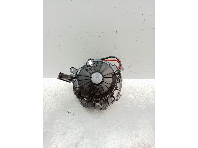 Recambio de motor calefaccion para audi a4 ber. (b8) s line sportpaket / plus referencia OEM IAM X6553 X6552 