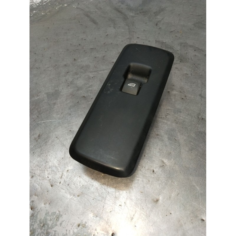 Recambio de mando elevalunas delantero derecho para land rover range rover sport v6 td s referencia OEM IAM AH2214717AB 5P 2010