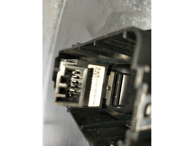Recambio de mando elevalunas delantero derecho para land rover range rover sport v6 td s referencia OEM IAM AH2214717AB 5P 2010