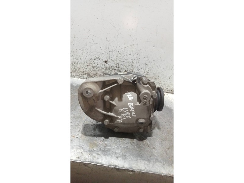 Recambio de diferencial trasero para bmw serie 1 berlina (e81/e87) 118d referencia OEM IAM 754158002 756616902 R = 3.07