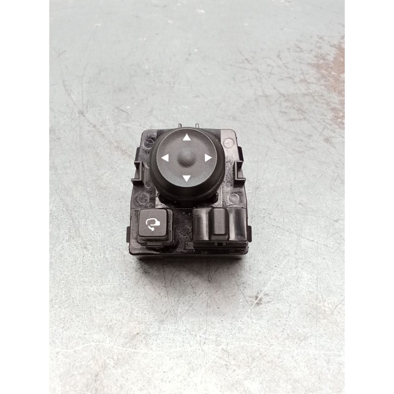 Recambio de mando retrovisor para hyundai i20 iii (bc3, bi3) 1.0 t-gdi referencia OEM IAM 93530BV010 299218837 2020