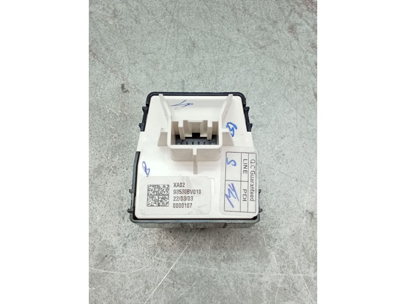 Recambio de mando retrovisor para hyundai i20 iii (bc3, bi3) 1.0 t-gdi referencia OEM IAM 93530BV010 299218837 2020
