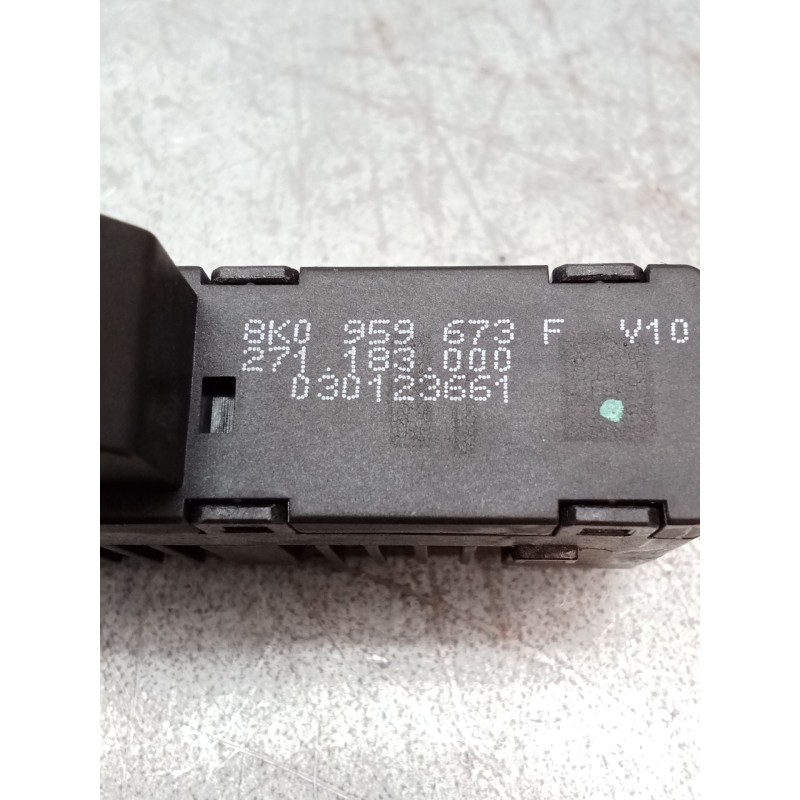 Recambio de mando multifuncion para audi a4 ber. (b8) s line sportpaket / plus referencia OEM IAM 8K0959673F  2011