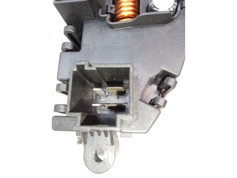Recambio de resistencia calefaccion para audi a4 ber. (b8) s line sportpaket / plus referencia OEM IAM A2469064100 8T0820521 X54