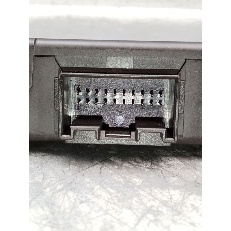 Recambio de modulo electronico para audi a4 ber. (b8) s line sportpaket / plus referencia OEM IAM 8R0907468A 2840745804300 2011