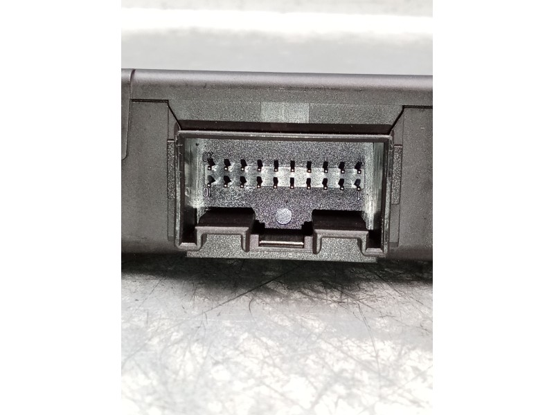 Recambio de modulo electronico para audi a4 ber. (b8) s line sportpaket / plus referencia OEM IAM 8R0907468A 2840745804300 2011