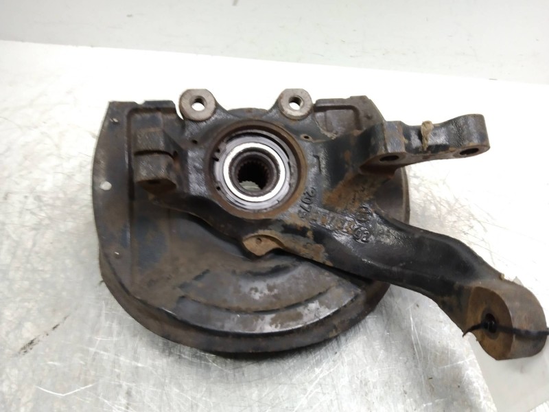 Recambio de mangueta delantera derecha para opel corsa a 1.5 diesel referencia OEM IAM   