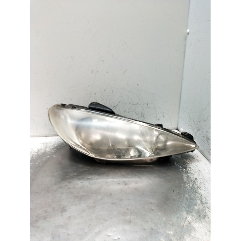 Recambio de faro derecho para peugeot 206 hatchback (2a/c) 1.4 hdi eco 70 referencia OEM IAM 9628666780 89001770 2003