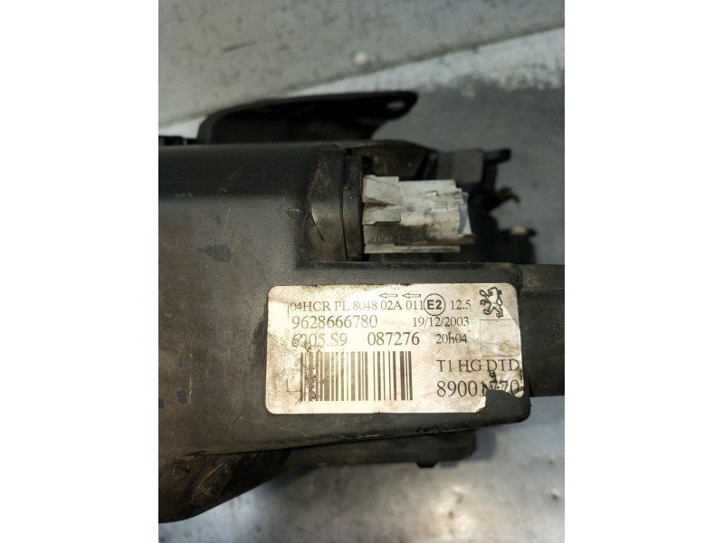 Recambio de faro derecho para peugeot 206 hatchback (2a/c) 1.4 hdi eco 70 referencia OEM IAM 9628666780 89001770 2003