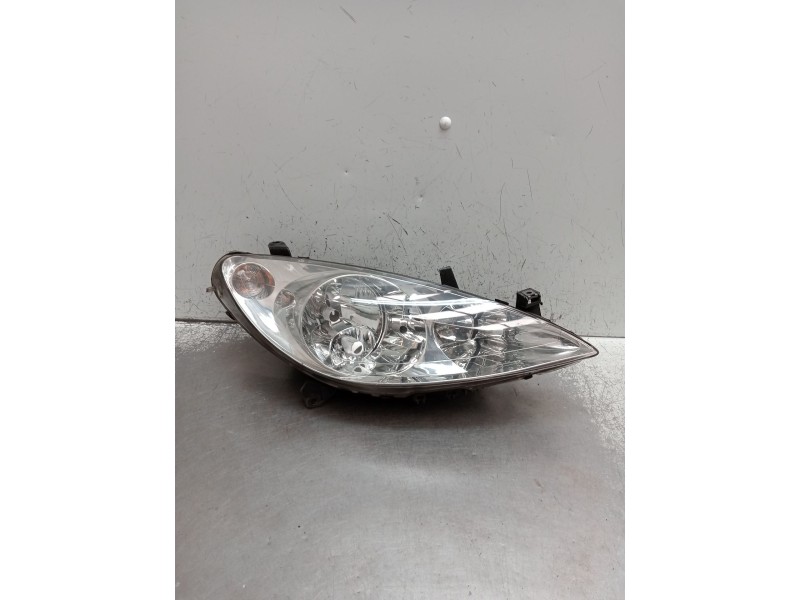 Recambio de faro derecho para peugeot 307 cc (3b) 1.6 16v referencia OEM IAM 9634369480 89309085 2003
