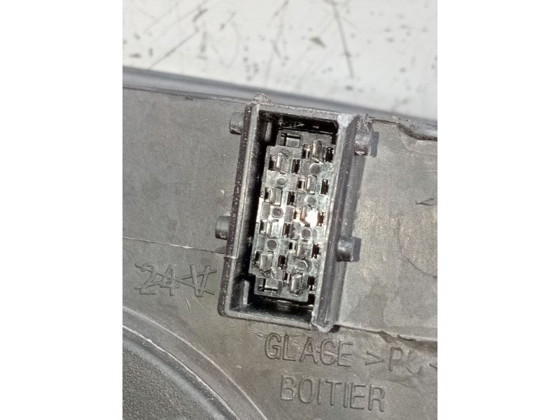 Recambio de faro izquierdo para peugeot 307 cc (3b) 1.6 16v referencia OEM IAM 89309079 088034 2003