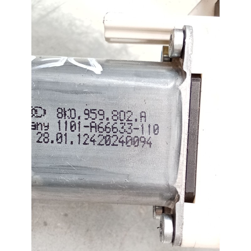 Recambio de elevalunas delantero derecho para audi a4 ber. (b8) s line sportpaket / plus referencia OEM IAM 8K0837462A 5P 8K0959