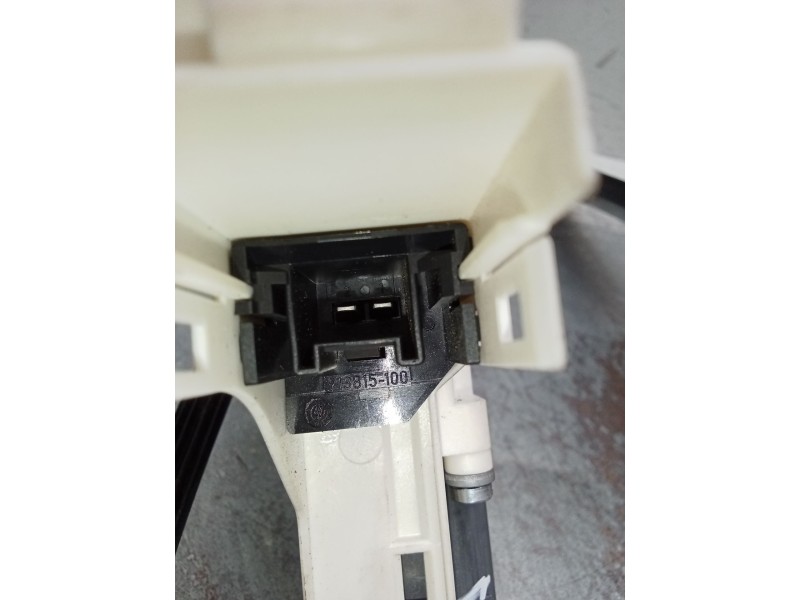 Recambio de elevalunas delantero derecho para audi a4 ber. (b8) s line sportpaket / plus referencia OEM IAM 8K0837462A 5P 8K0959