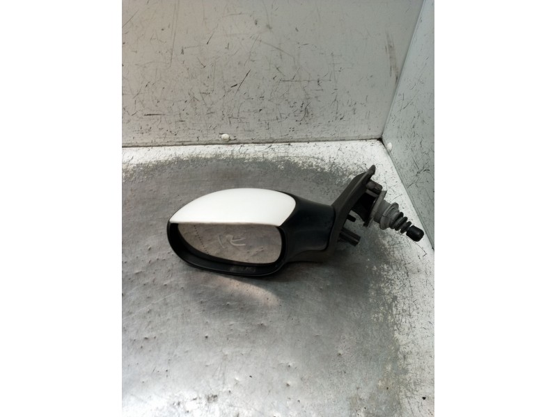 Recambio de retrovisor izquierdo para peugeot 206 hatchback (2a/c) 1.4 hdi eco 70 referencia OEM IAM  MANUAL 2003