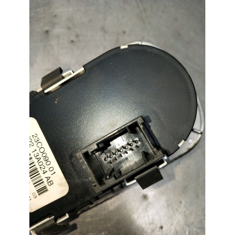 Recambio de mando luces para land rover range rover sport v6 td s referencia OEM IAM 23C009001 AH2213A024AB 2010