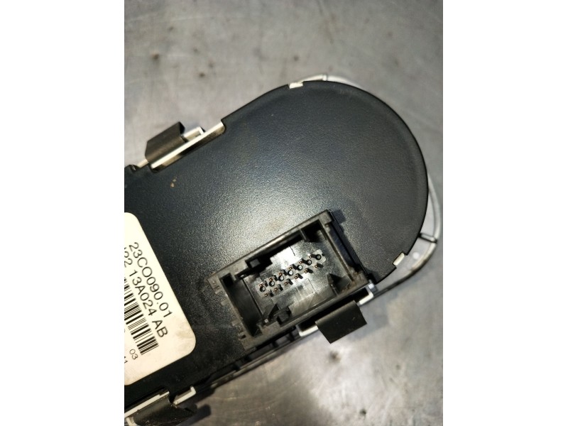 Recambio de mando luces para land rover range rover sport v6 td s referencia OEM IAM 23C009001 AH2213A024AB 2010