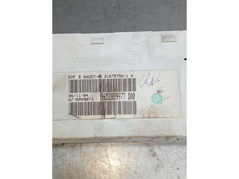 Recambio de pantalla multifuncion para peugeot 307 cc (3b) 1.6 16v referencia OEM IAM 9652809977 216757561A 2003