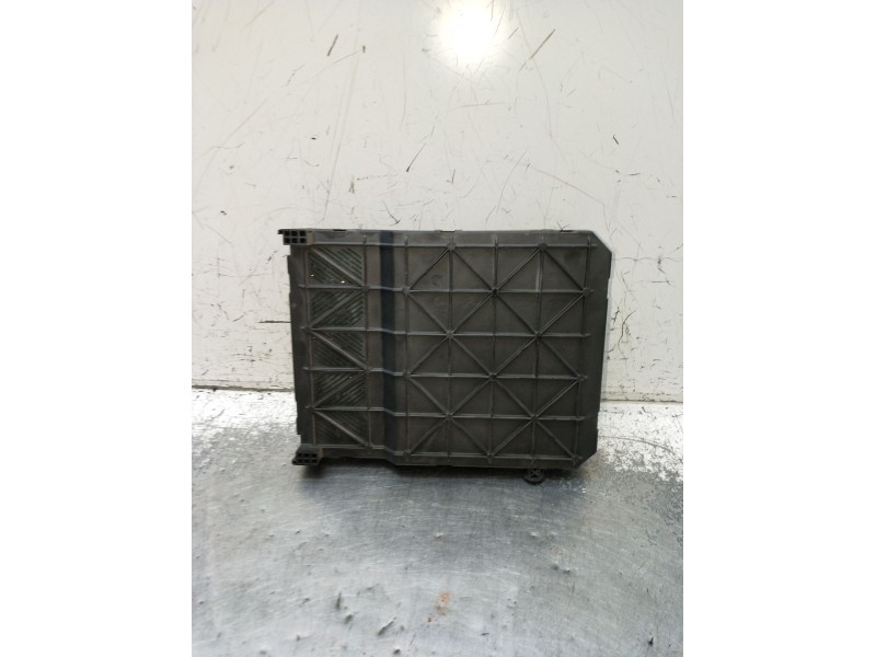 Recambio de caja reles / fusibles para peugeot 206 hatchback (2a/c) 1.4 hdi eco 70 referencia OEM IAM 9652474780 636508644 2003