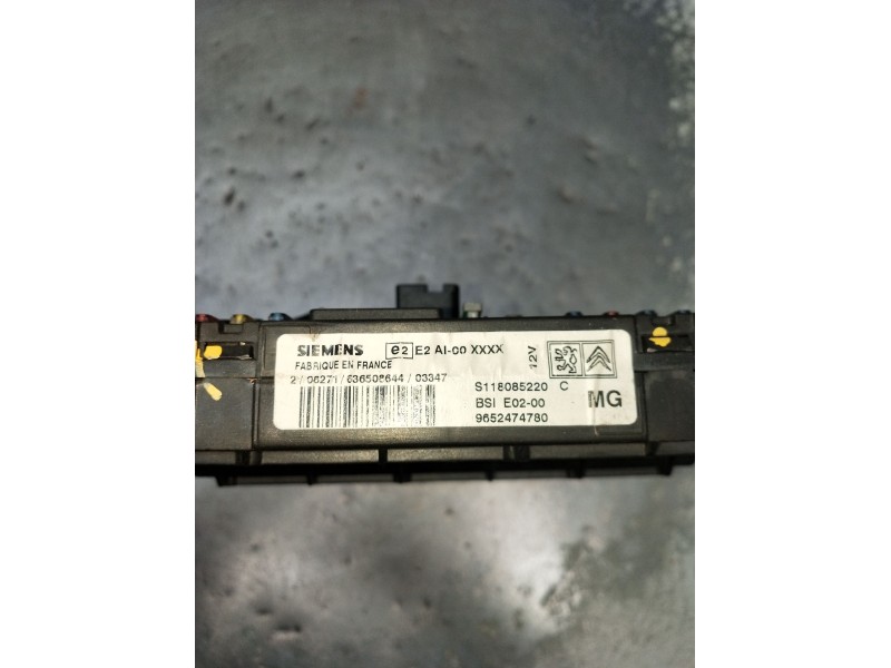 Recambio de caja reles / fusibles para peugeot 206 hatchback (2a/c) 1.4 hdi eco 70 referencia OEM IAM 9652474780 636508644 2003