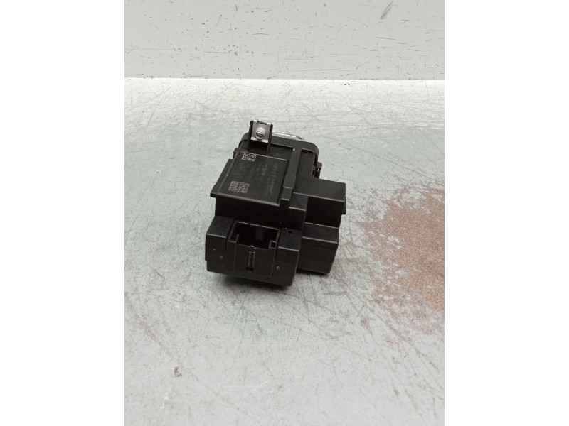 Recambio de conmutador de arranque para audi a4 ber. (b8) s line sportpaket / plus referencia OEM IAM 8K0909131 3330430103 2011