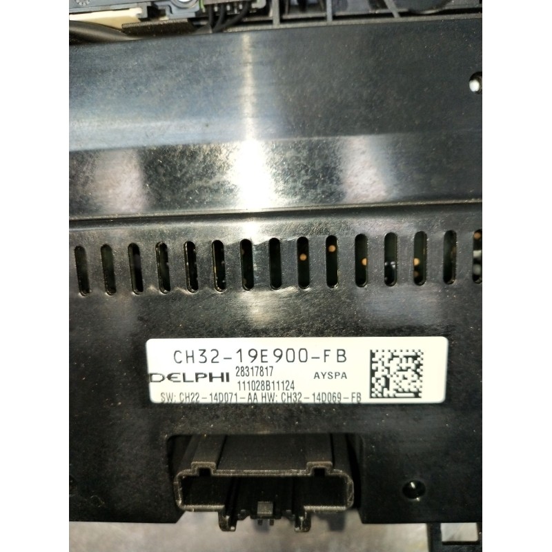 Recambio de mando calefaccion / aire acondicionado para land rover range rover sport v6 td s referencia OEM IAM CH3219E900FB 111