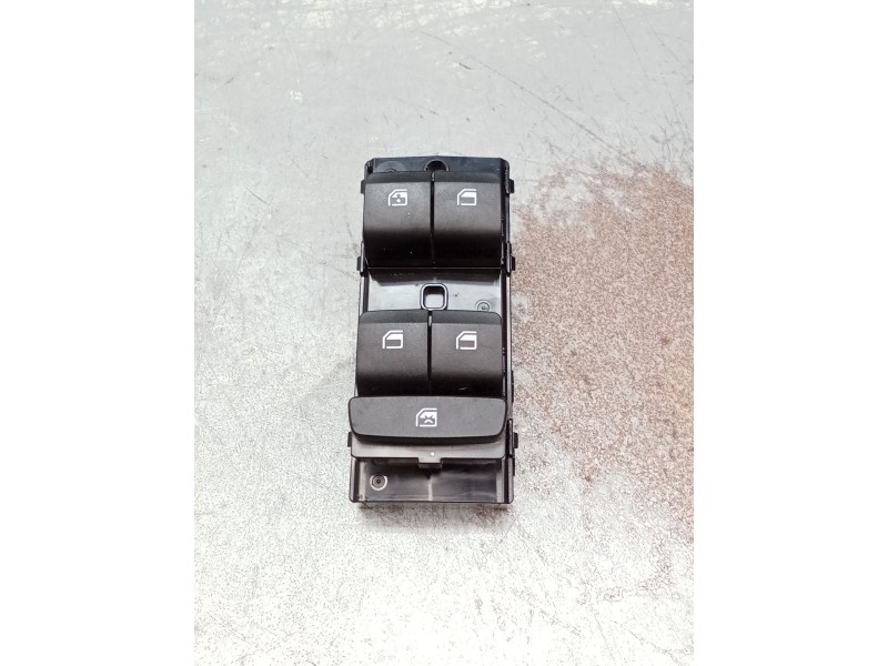 Recambio de mando elevalunas delantero izquierdo para hyundai i20 iii (bc3, bi3) 1.0 t-gdi referencia OEM IAM 93571Q0210 5P. 299