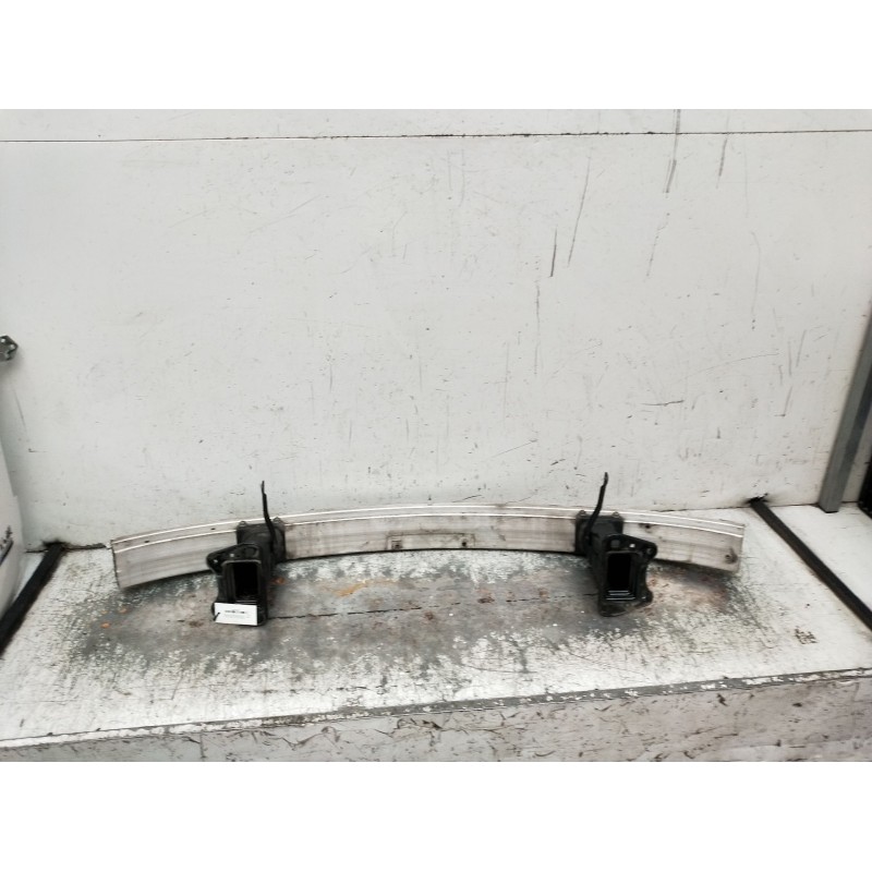Recambio de refuerzo paragolpes delantero para mercedes-benz clase m (w164) ml 350 4-matic (164.186) referencia OEM IAM   2005