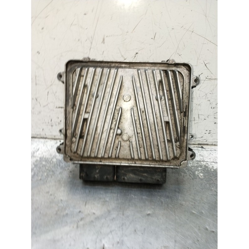 Recambio de centralita motor uce para mercedes-benz clase m (w164) ml 350 4-matic (164.186) referencia OEM IAM 0261209045 A27215