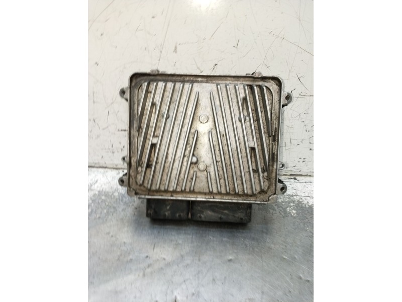 Recambio de centralita motor uce para mercedes-benz clase m (w164) ml 350 4-matic (164.186) referencia OEM IAM 0261209045 A27215