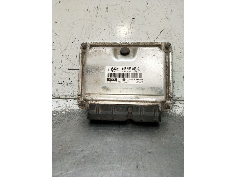 Recambio de centralita motor uce para volkswagen golf iv (1j1) 1.9 tdi referencia OEM IAM 0281010302 038906019CJ EDC15P 1998