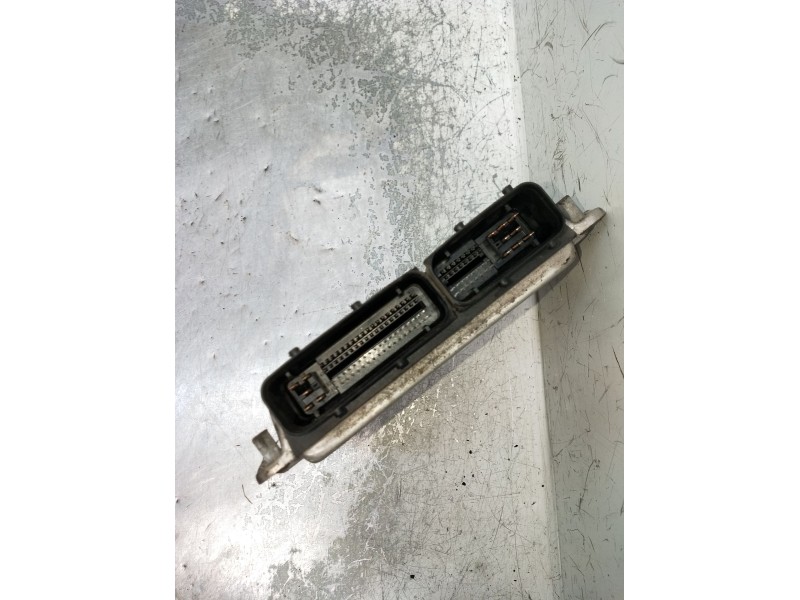 Recambio de centralita motor uce para volkswagen golf iv (1j1) 1.9 tdi referencia OEM IAM 0281010302 038906019CJ EDC15P 1998
