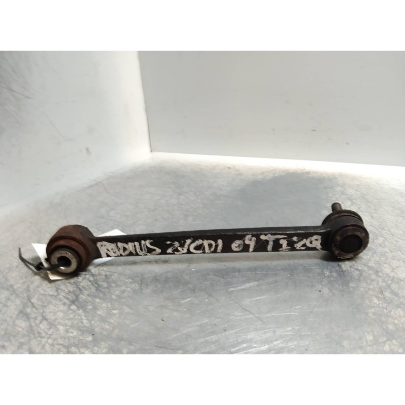 Recambio de brazo suspension superior trasero izquierdo para ssangyong rodius 2.7 turbodiesel cat referencia OEM IAM   