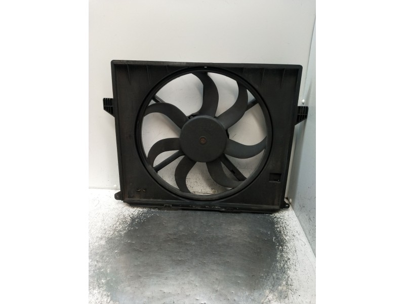 Recambio de electroventilador para mercedes-benz clase m (w164) ml 350 4-matic (164.186) referencia OEM IAM 2326504301 A16450001