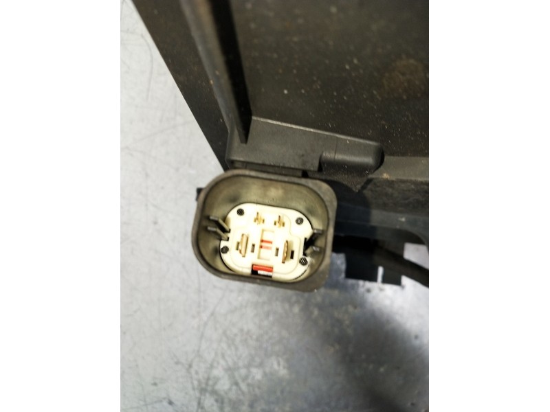 Recambio de electroventilador para mercedes-benz clase m (w164) ml 350 4-matic (164.186) referencia OEM IAM 2326504301 A16450001
