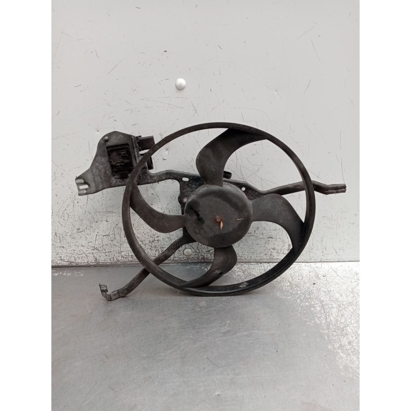 Recambio de electroventilador para citroën c3 i (fc_, fn_) 1.1 i referencia OEM IAM 9653803980 1831956000 2006