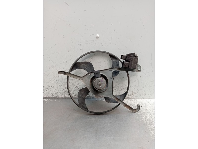 Recambio de electroventilador para citroën c3 i (fc_, fn_) 1.1 i referencia OEM IAM 9653803980 1831956000 2006