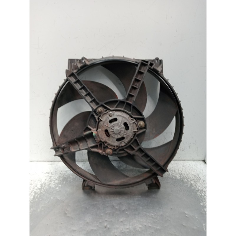 Recambio de electroventilador para renault clio i (b/c57_, 5/357_) 1.9 d (b/c/s576, b/c/s57l) referencia OEM IAM   