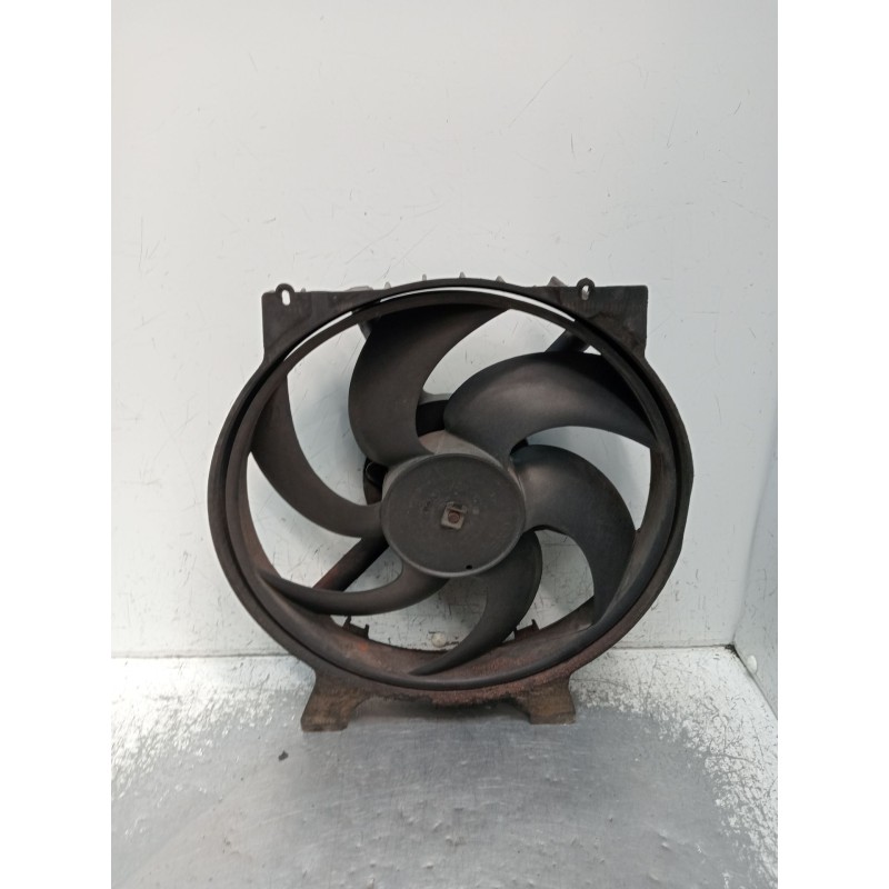 Recambio de electroventilador para renault clio i (b/c57_, 5/357_) 1.9 d (b/c/s576, b/c/s57l) referencia OEM IAM   